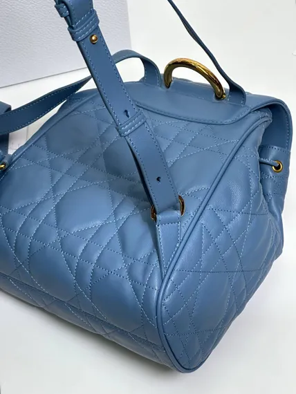Рюкзак Dior Caro синий, модель среднего формата