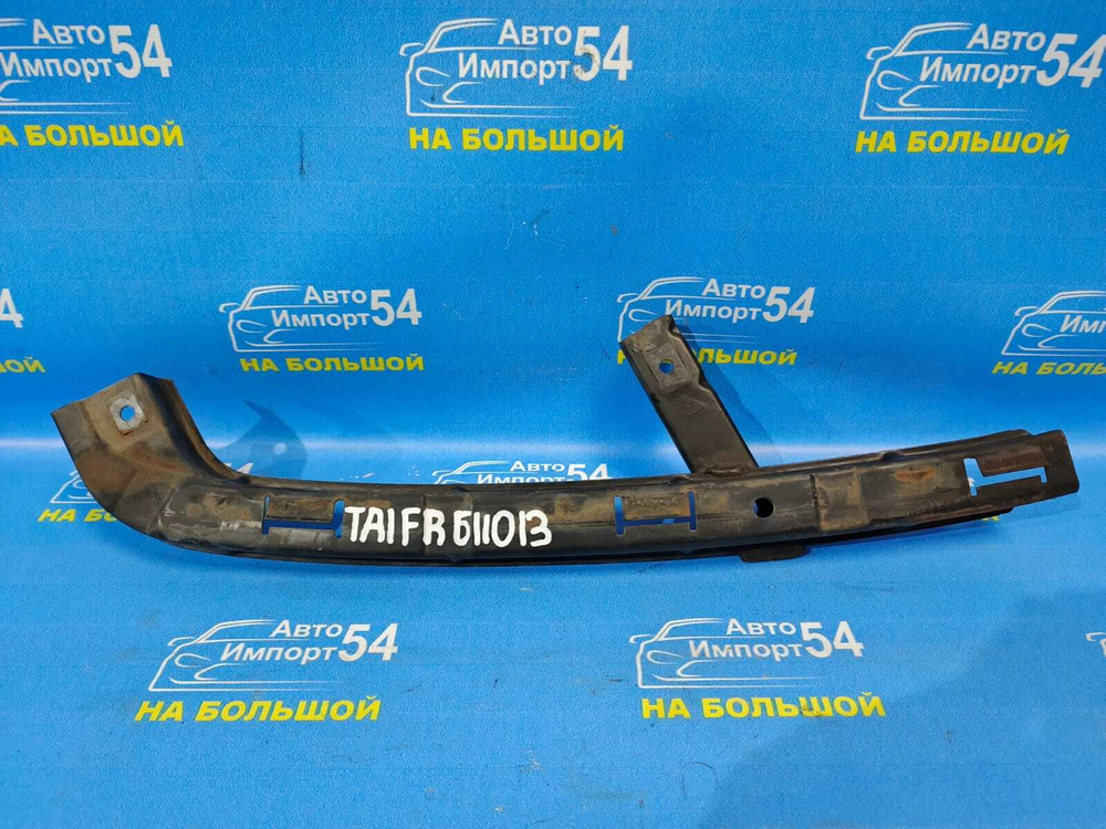 Планка под фару правая Honda AVANCIER 1999-2003