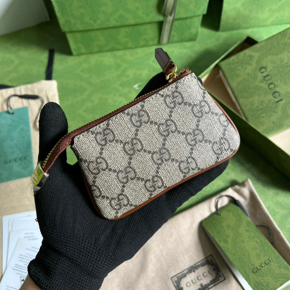 Gucci Supreme Key Pouch