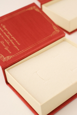 Футляр «Золотой роман» под кольцо, серьги и подвеску.