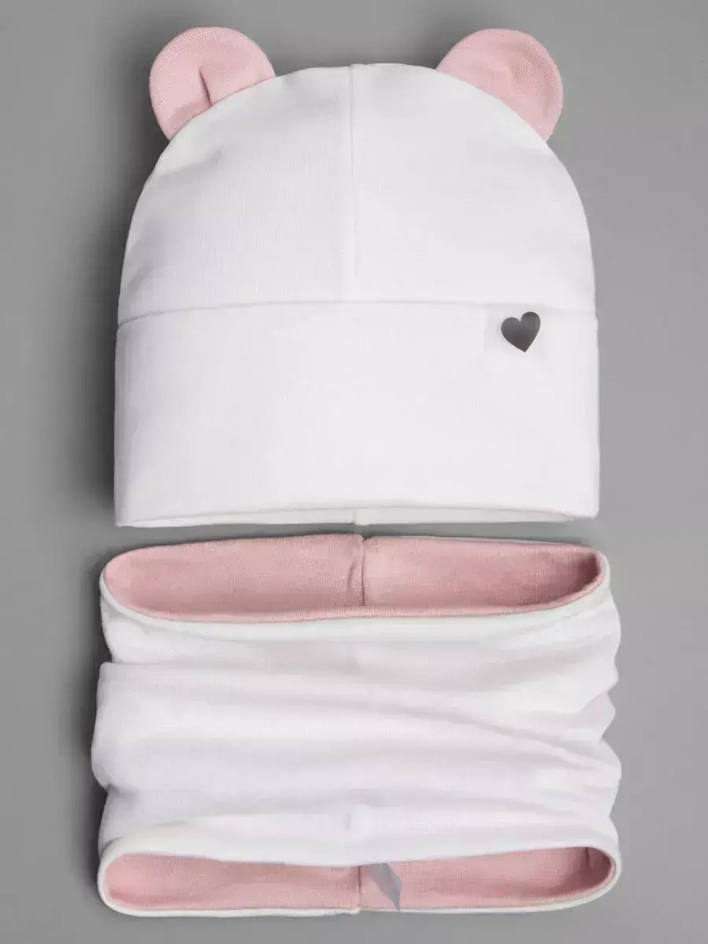 Шапка для девочек осенняя, с ушками и снудом