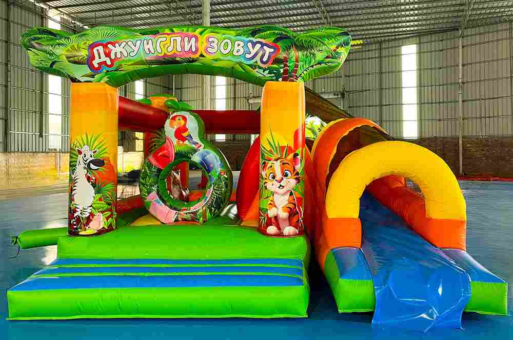 Коммерческий надувной батут «Джунгли зовут», 4*3,8*2,4 м