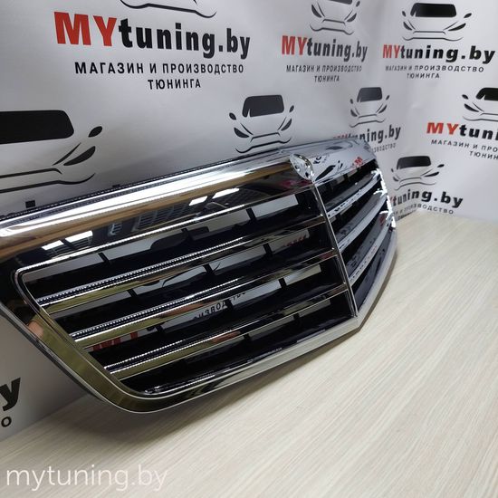 Решетка радиатора AVANGARDE для Mercedes E W212