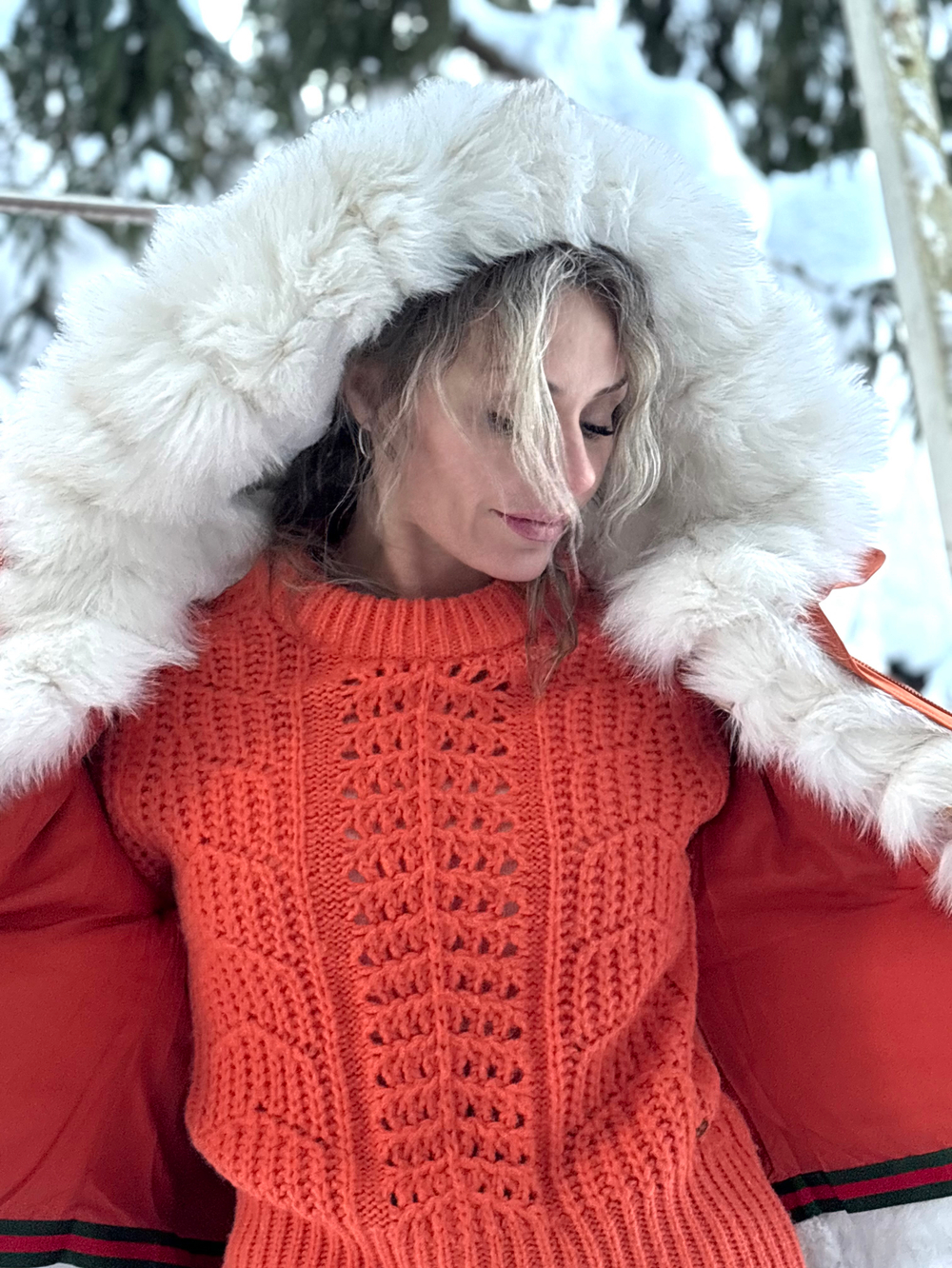 Куртка / натуральный мех песец / стежка натуральный кролик