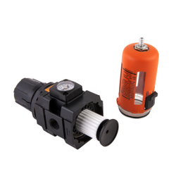 WDK-7730 Фильтр-масловлагоотделитель 3/8"  с регулятором и манометром