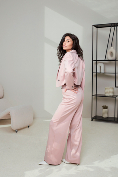 Кроп-жакет Avienna