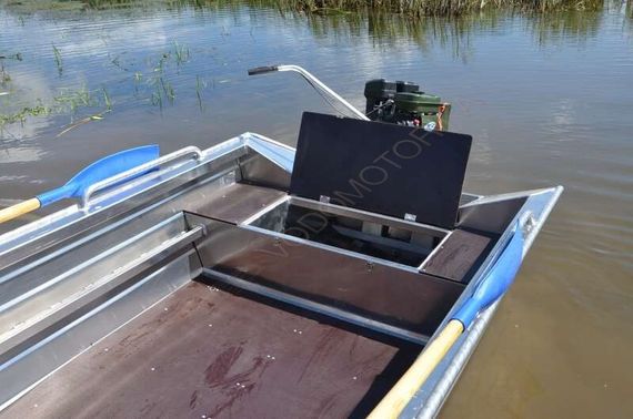 Алюминиевая моторно-гребная лодка RusBoat 42R