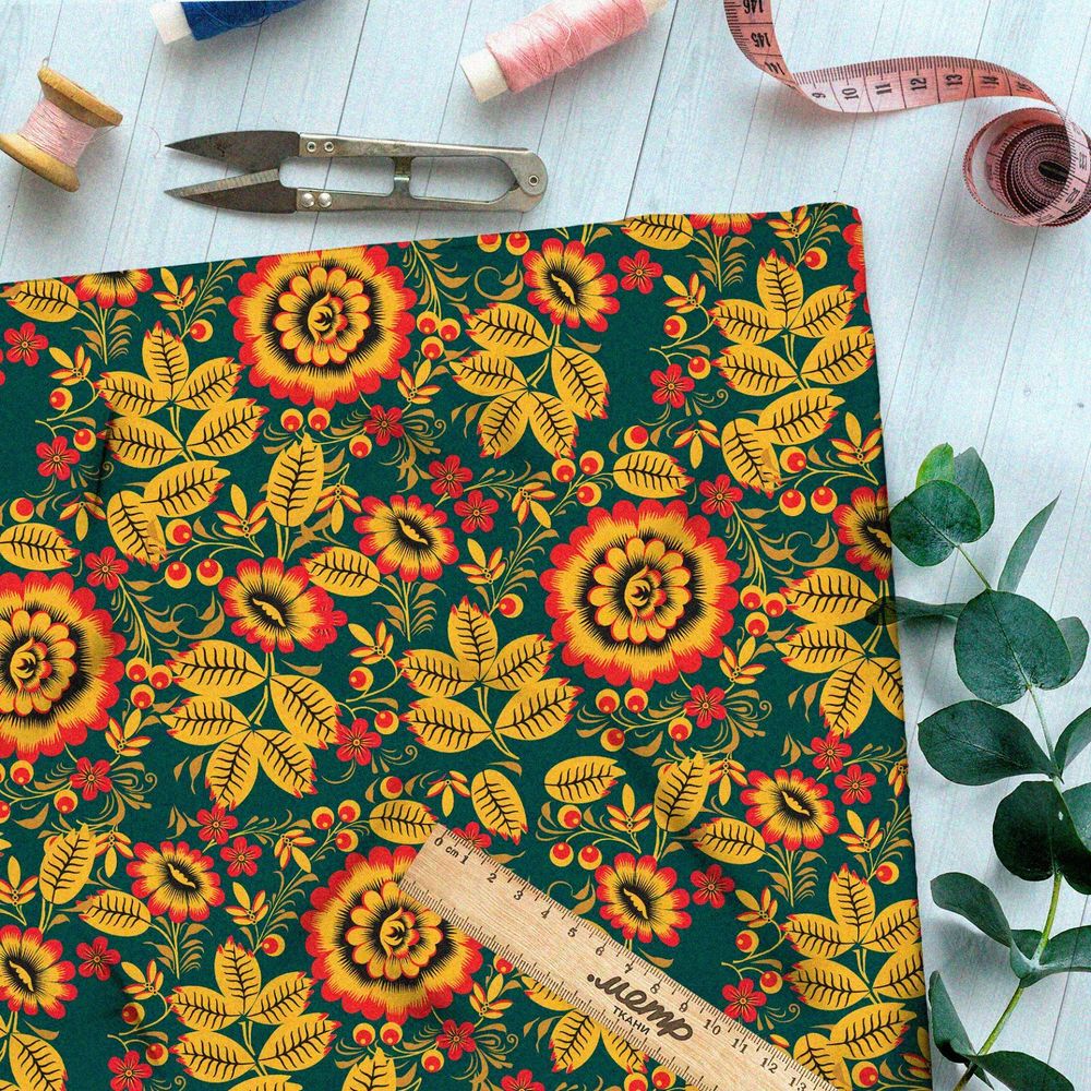 Ткань оксфорд 210 хохлома из небольших подсолнухов на зелёном фоне