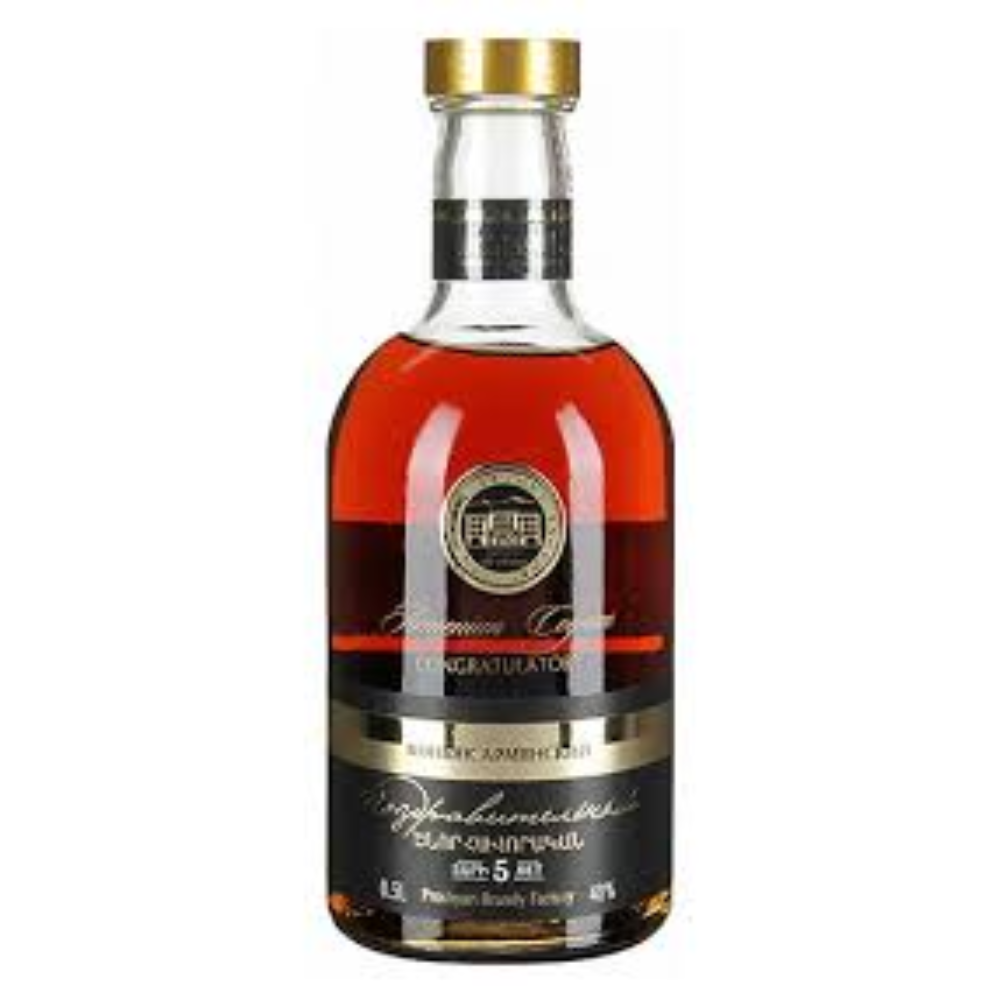 Коньяк Поздравительный 5 лет 0,5 л