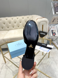 Prada Pumps
