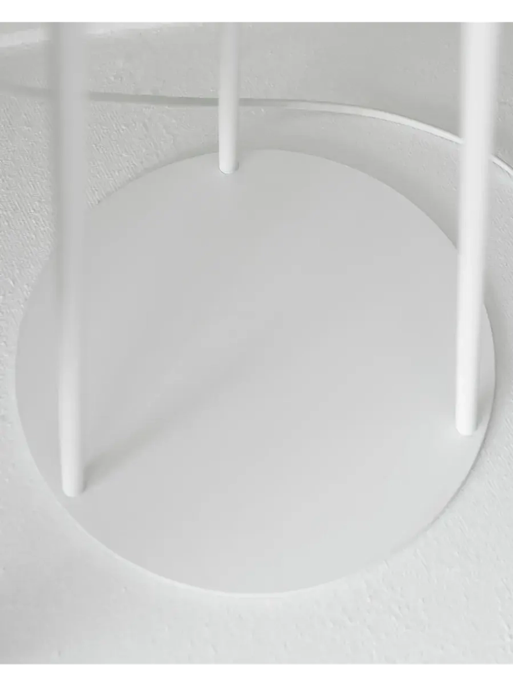 Торшер напольный с абажуром в гостиную современный