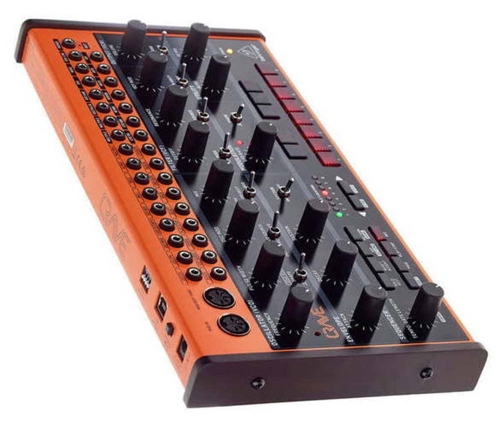 Behringer Crave