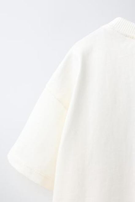 ZARA ФУТБОЛКА С ВЫШИВКОЙ КРЕСТИКОМ «МИККИ МАУС» © DISNEY, ЖЕЛТОВАТО-БЕЛЫЙ