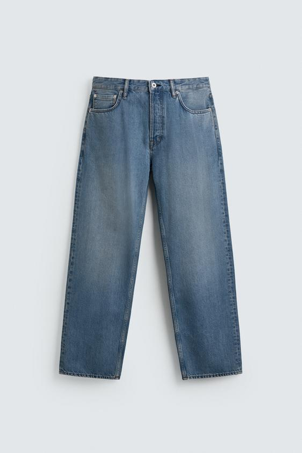 ZARA ЛЕГКИЕ ДЖИНСЫ ИЗ ХЛОПКА И ЛИОЦЕЛЛА, ВЫЦВЕТШИЙ СИНИЙ