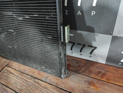 Радиатор кондиционера Jeep Grand Cherokee (WK2) 10-22 Б/У Оригинал 55038003AG