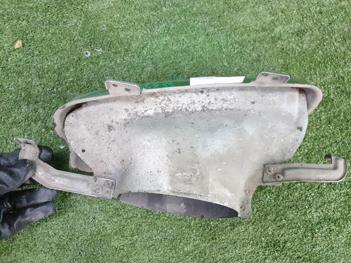 Насадка глушителя правая Genesis G80 2 (2020-2024)