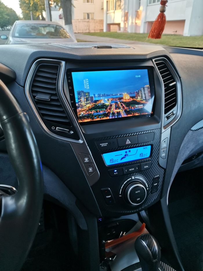 Магнитола для Hyundai Santa Fe 3 2012-2018 (отдельный экран климата, штатная КЗВ) - Teyes CC3L монитор 9" IPS на Android 10, CarPlay, 4G SIM-слот