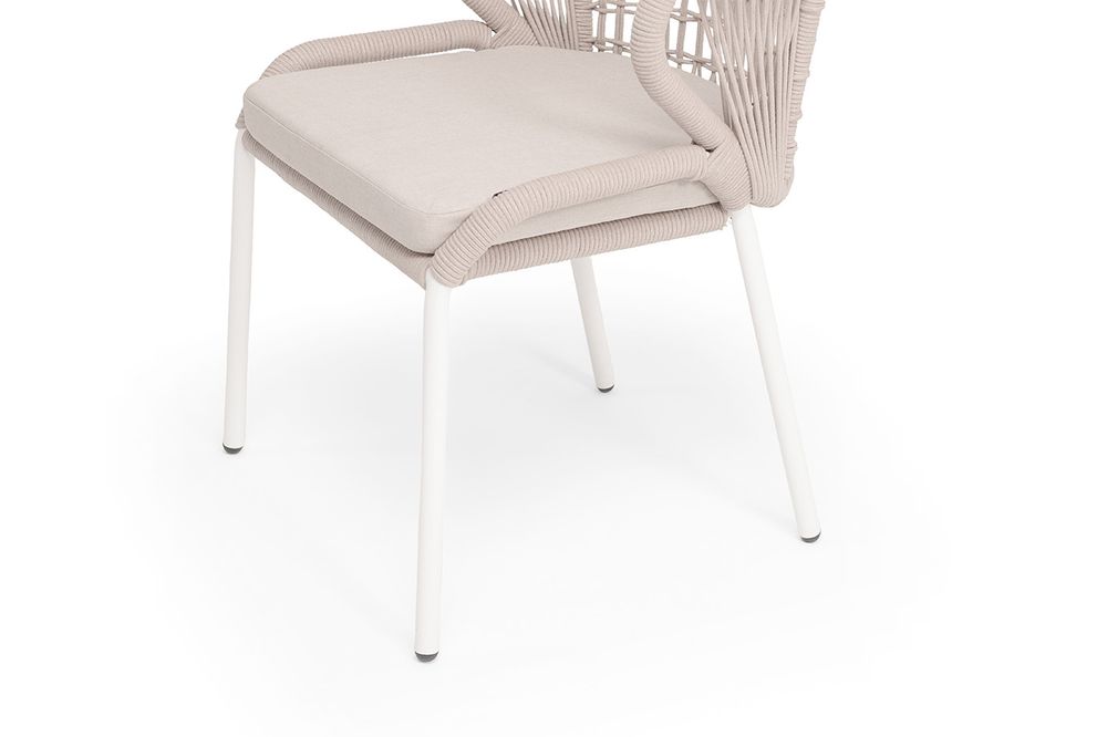 "Милан" стул плетеный из роупа (клетка), каркас алюминий белый, роуп бежевый круглый, ткань бежевая 035