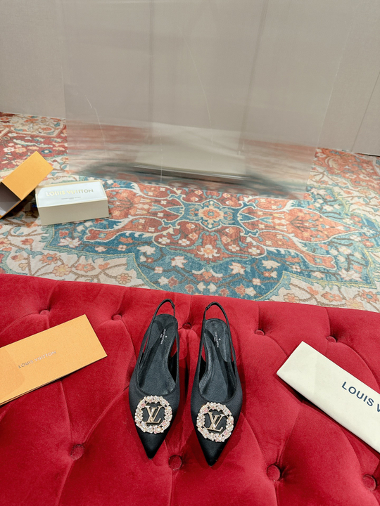 Louis Vuitton Met Slingback Ballerina