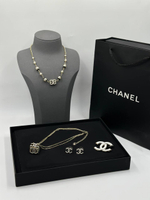 Брошь CHANEL