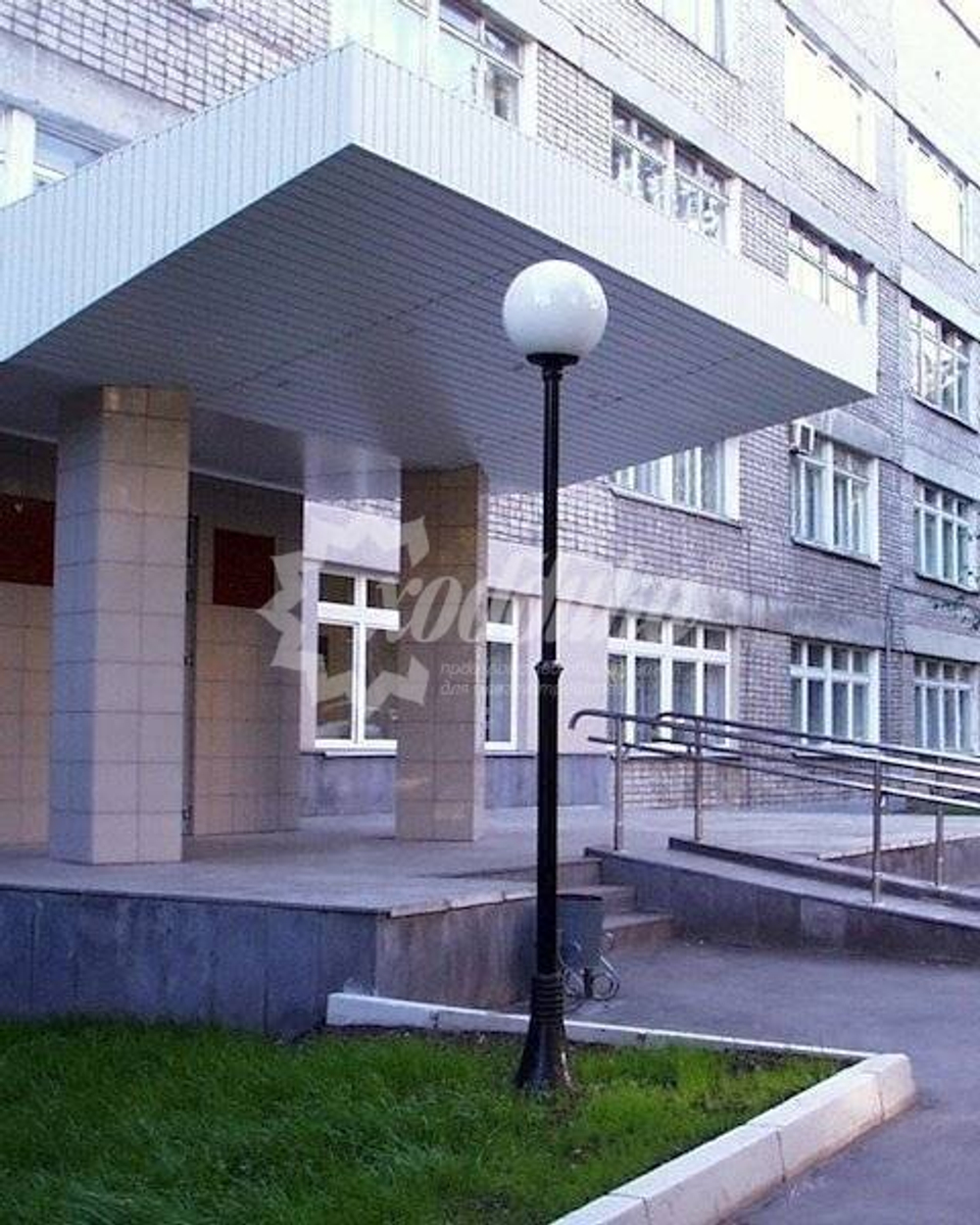 Фонарь уличный «Сити» со светильниками