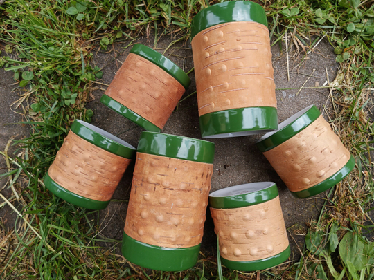 Набор из шести больших фарфоровых кружек без ручки с берестой. Коллекция Dots (Пупырышки или Точки)