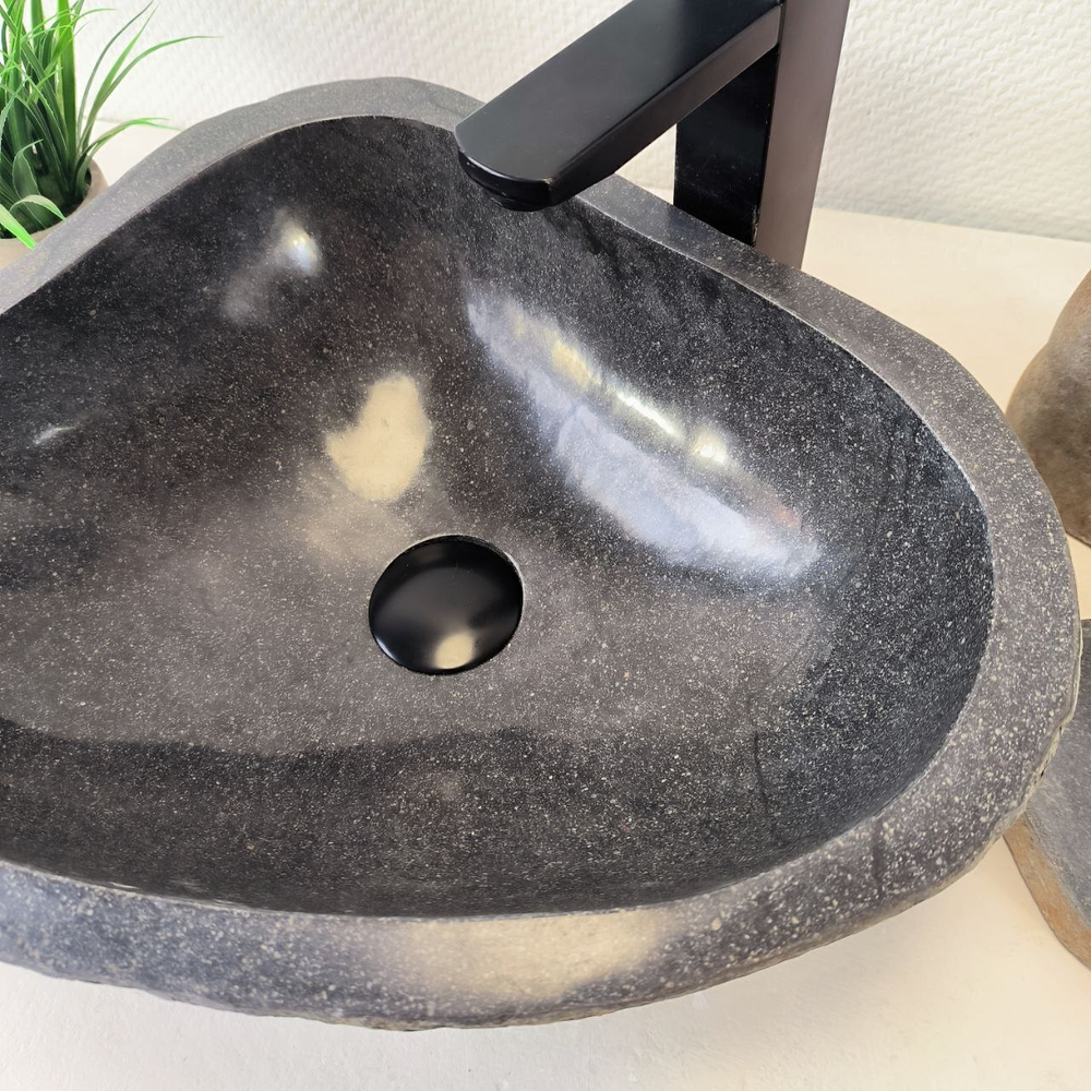 Раковина из речного камня RS-66025 43х37х15 из натурального камня