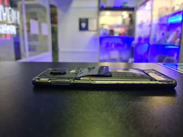 Замена вздувшегося аккумулятора на телефонах Xiaomi Redmi: экономичное решение с помощью Dr.Reboot
