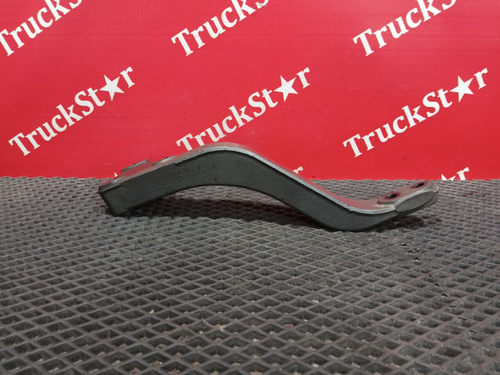 Кронштейн опоры двигателя 2020г