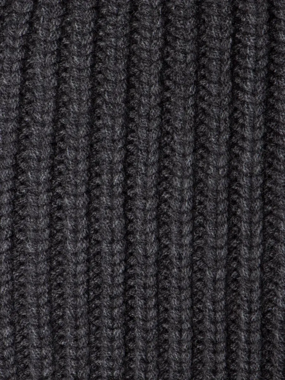 Шапка вязаная женская на осень