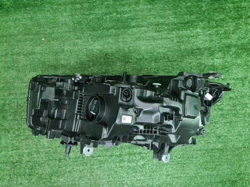 Фара правая BMW 7er G11 G12 (2019-2022) Laser