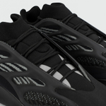 кроссовки Adidas Yeezy 700 v3 Alvah Wmns H67799