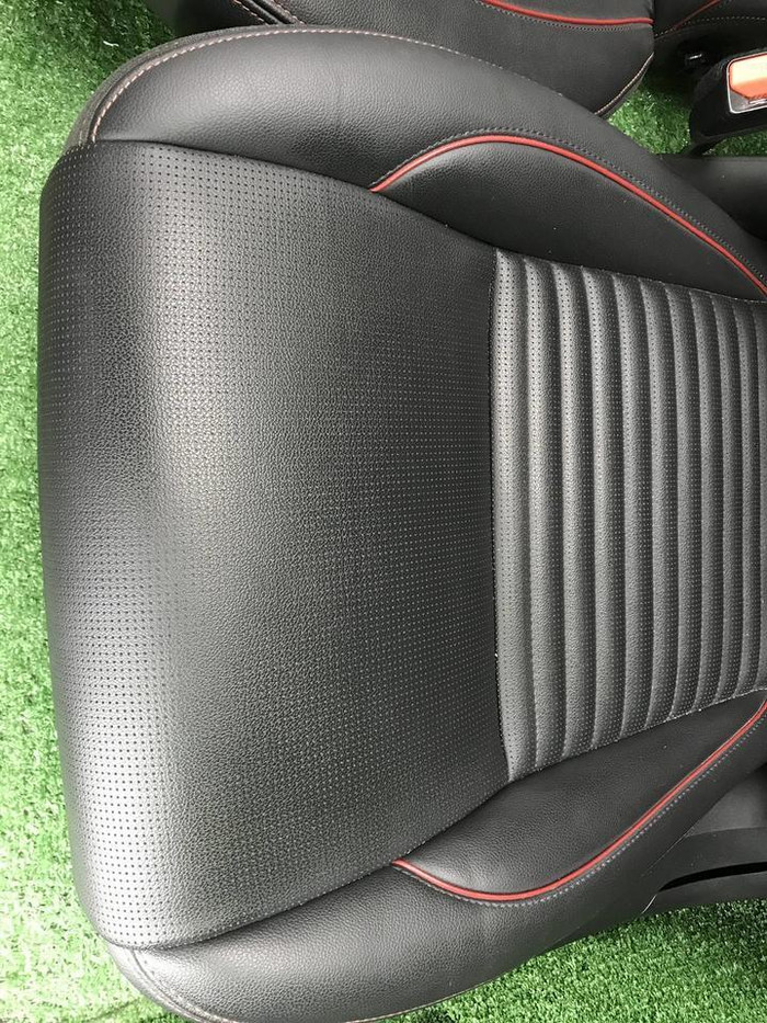 Сиденье Комплект сидений LR Discovery Sport 19-нв