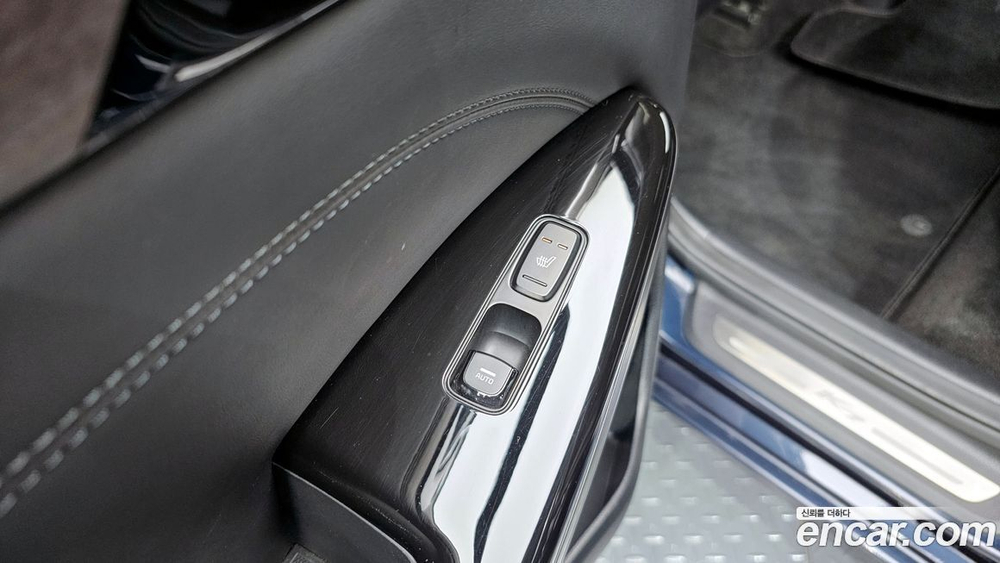 Kia K7 (Cadenza) Premier Hybrid Noblesse (07.2020)