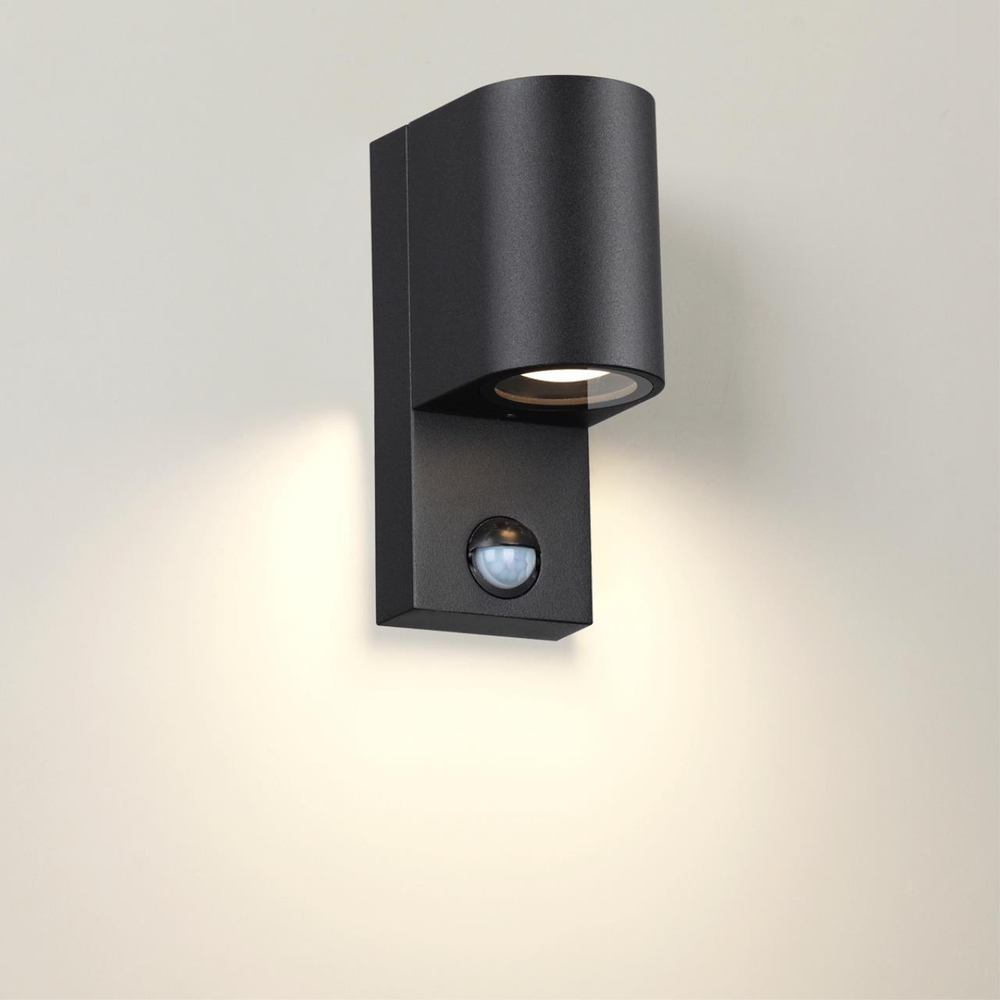 Настенный светильник Odeon Light 4390/1W