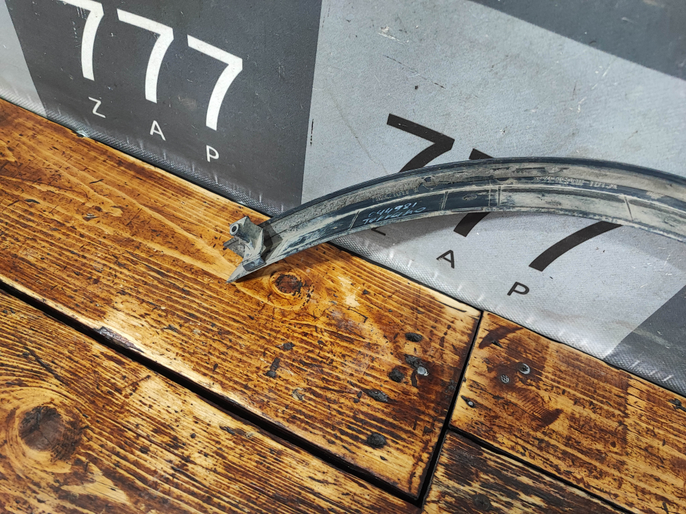 Накладка крыла заднего правого Nissan Terrano 3 (D10) 14-22 Б/У Оригинал 7683200Q0A