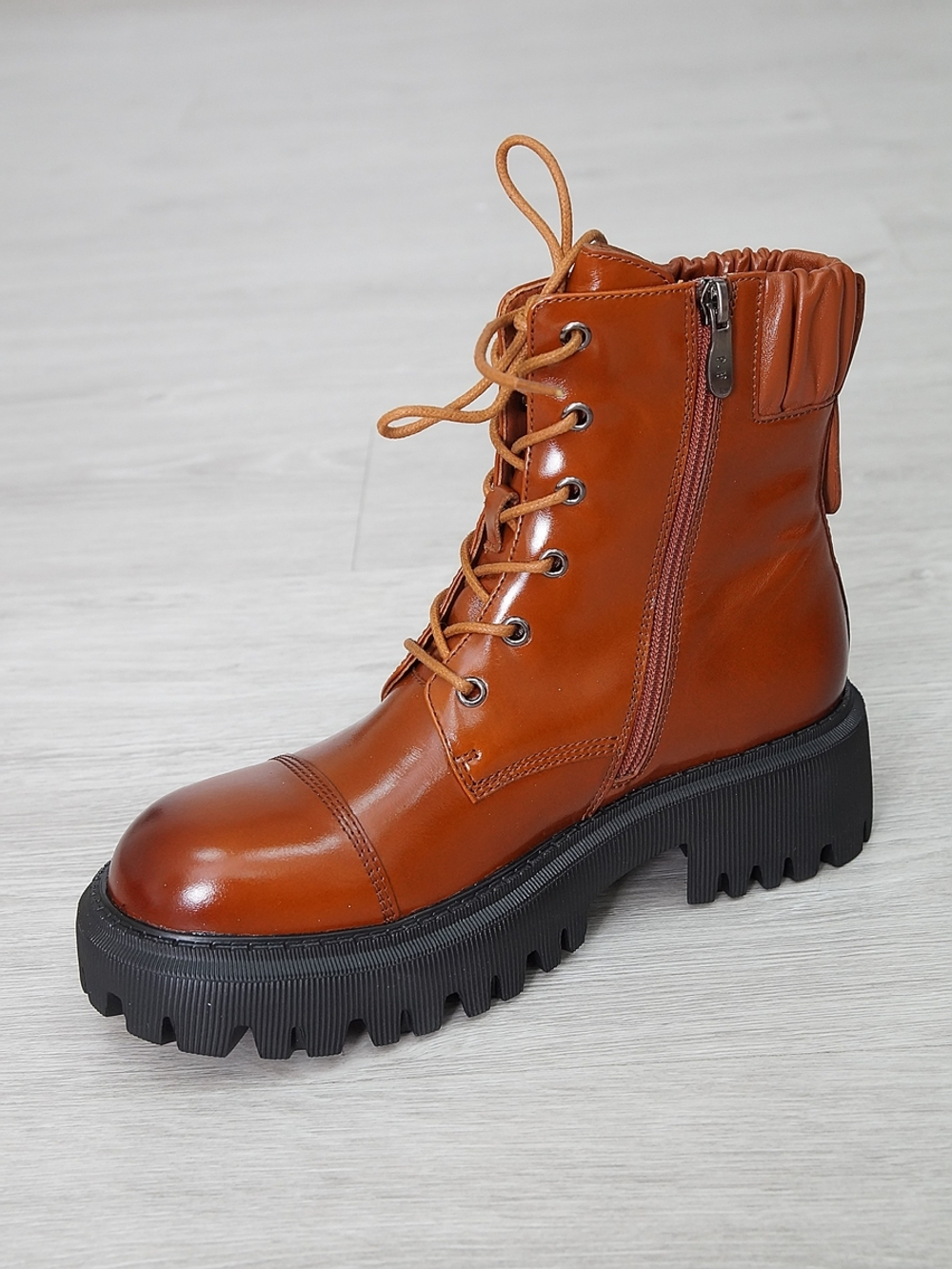 Ботинки женские демисезонные