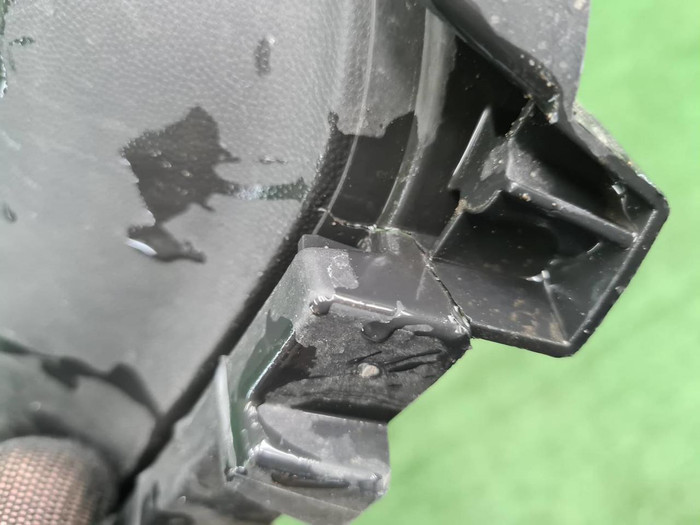 Решетка перед. бампера VW Touareg 3 (18-23) R-line