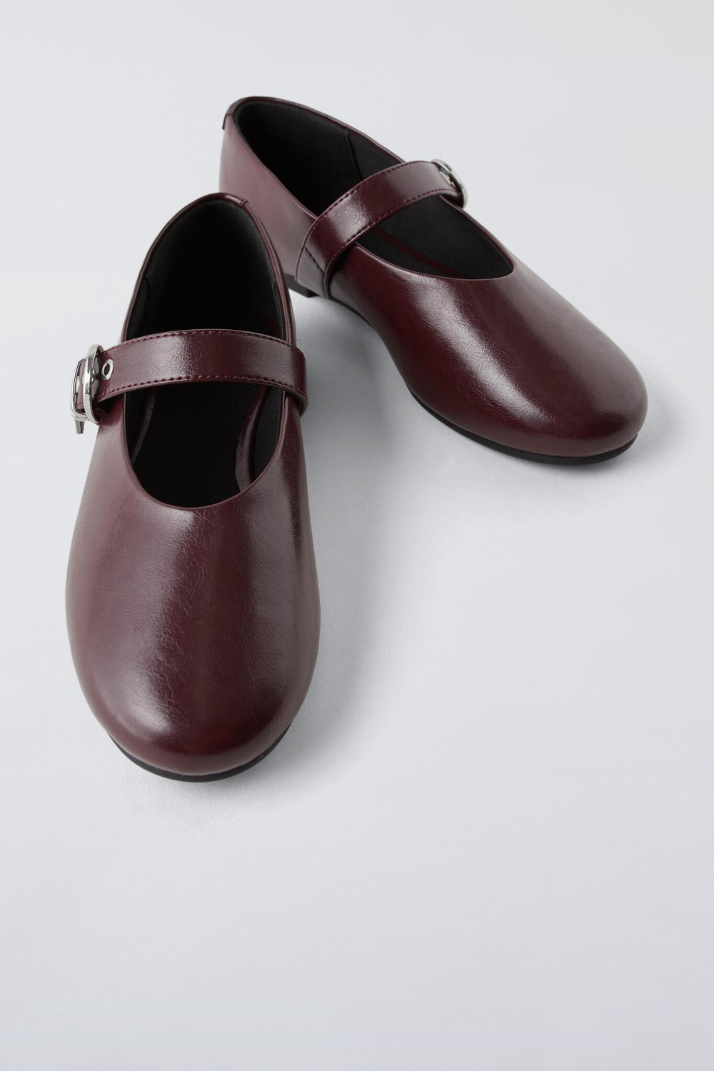 ZARA БАЛЕТКИ С ПРЯЖКОЙ, БОРДОВЫЙ