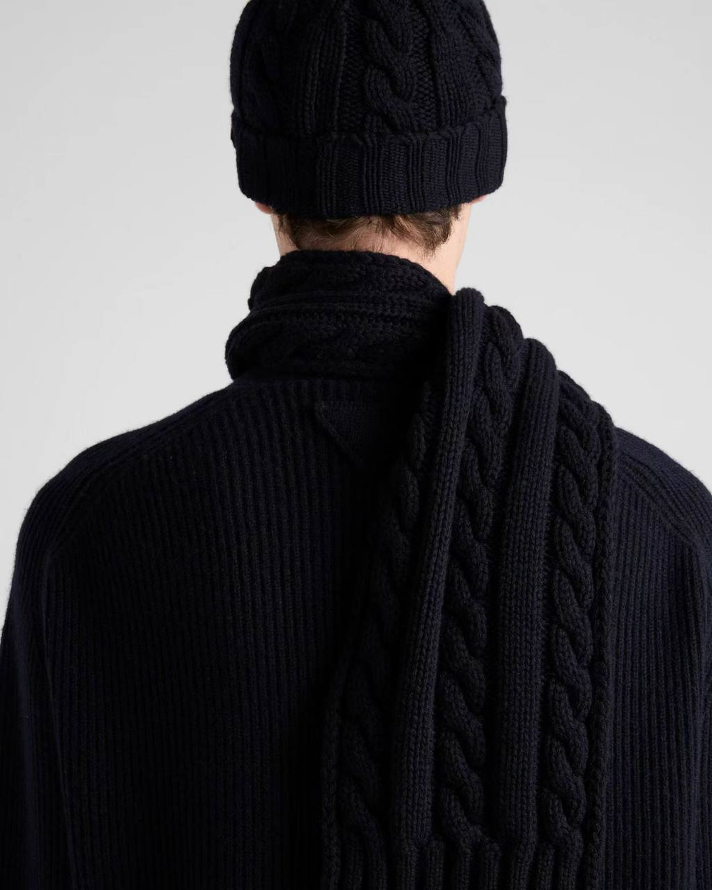 Кардиган Prada