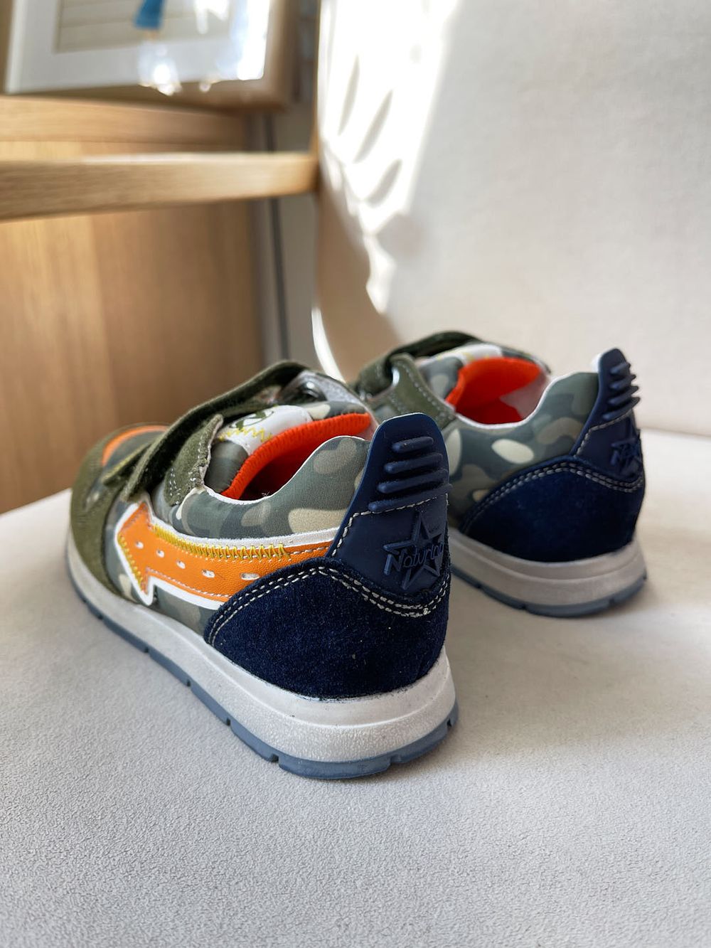 Новые кроссовки Naturino, 26