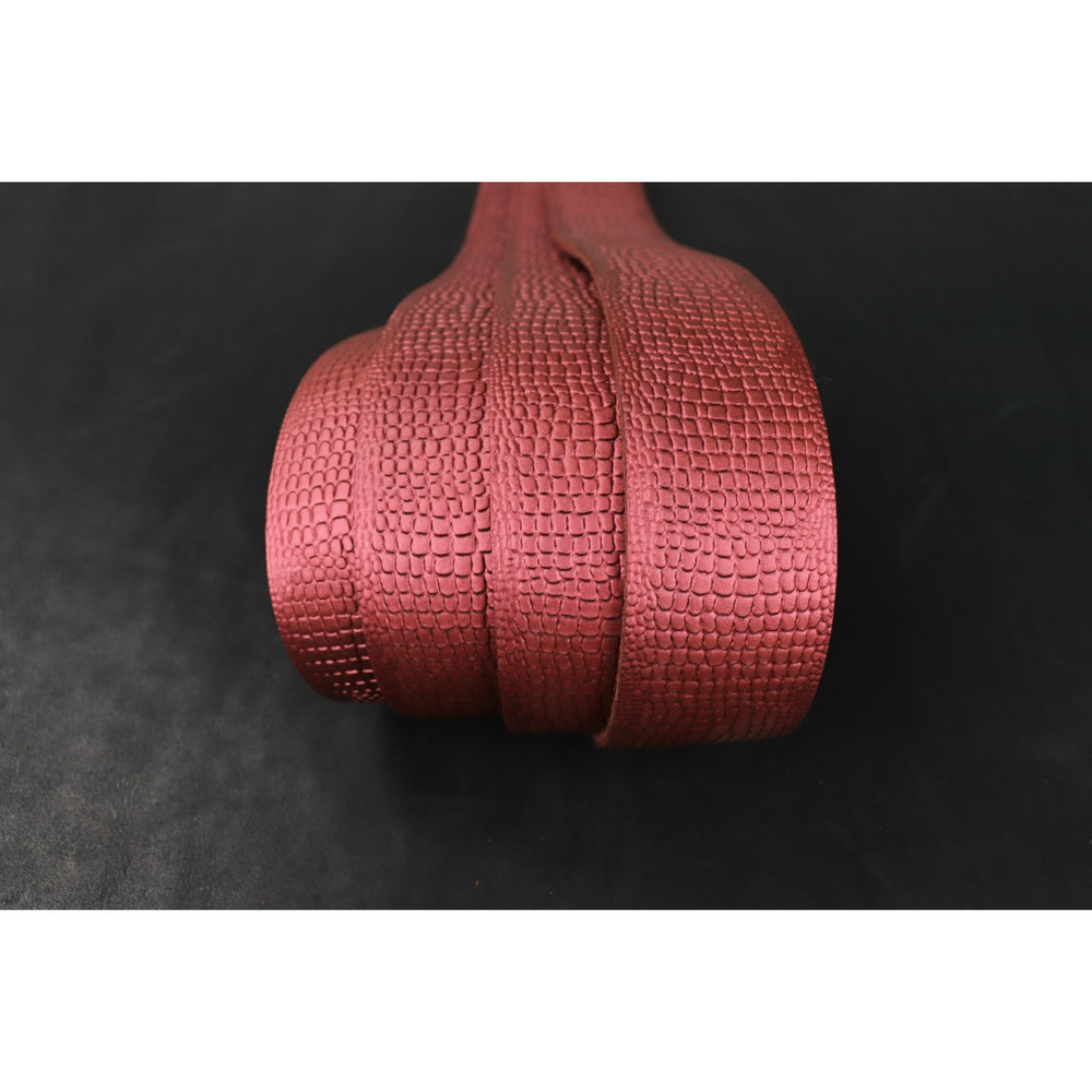 Ременная заготовка розовая с лицевой отделкой+ плита геккон