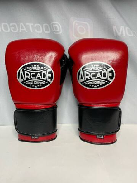 Боксерские перчатки Arcade Red/Black