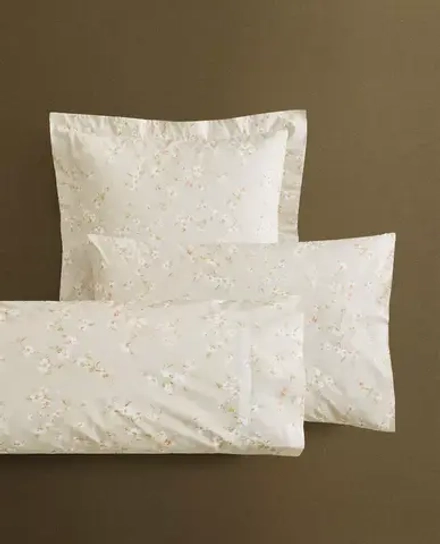 ZARA HOME НАВОЛОЧКА С ЦВЕТОЧНЫМ ПРИНТОМ, ЗЕЛЕНЫЙ