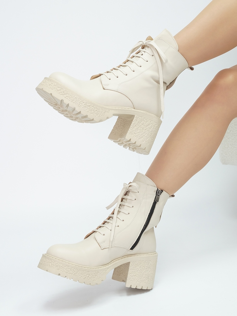 Ботинки женские зимние