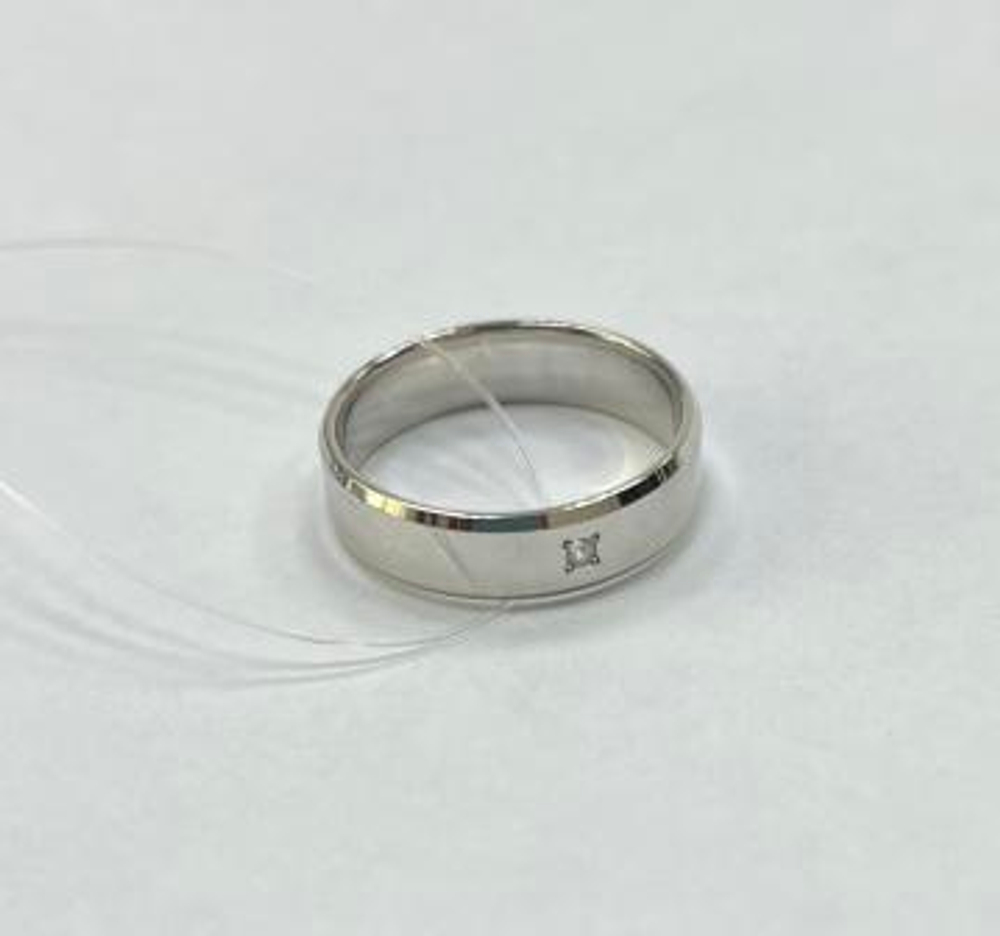 Кольцо из серебра с фианитами