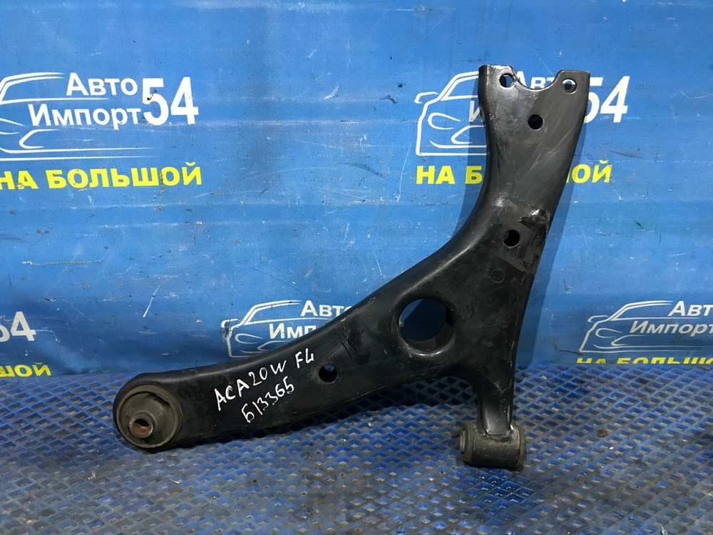 Рычаг передний левый TOYOTA RAV4 2000-2005