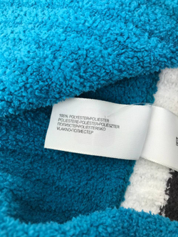 Джемпер C&A практичный на 9/10 лет