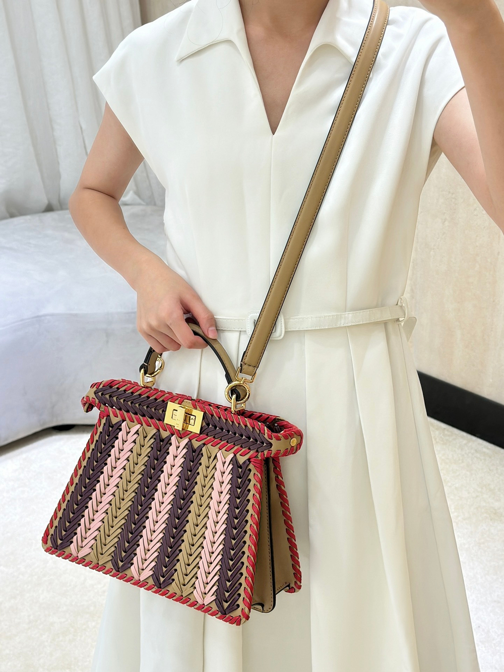 Fendi Peekaboo ISeeU Small 27 cm