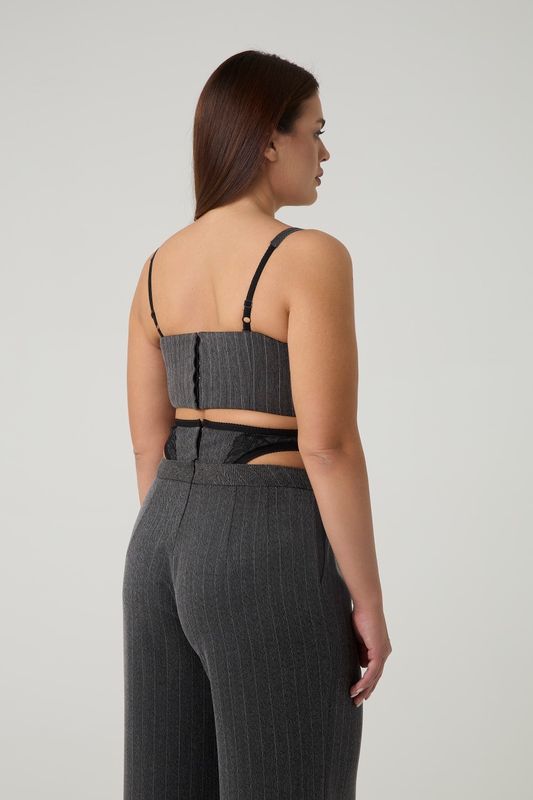 Топ с отделкой из кружева, серый